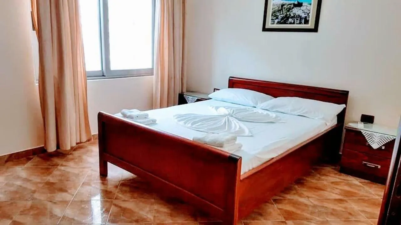 The First Hotel Saranda 3*,